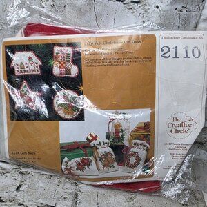The Creative Circle Kit 2110 Felt CHRISTMAS Cut Outs 1979 1980 Opened Unfinished